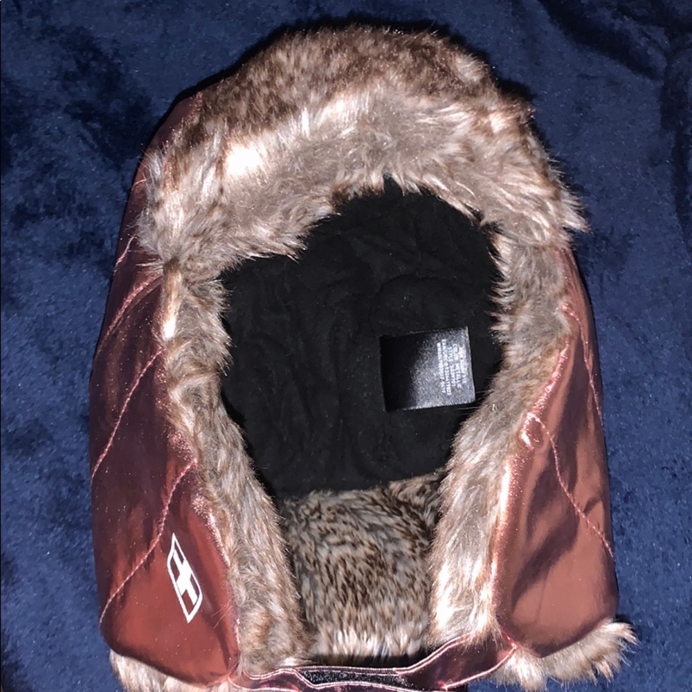 🎉Pink Metallic Snow Hat - Picture 3 of 4